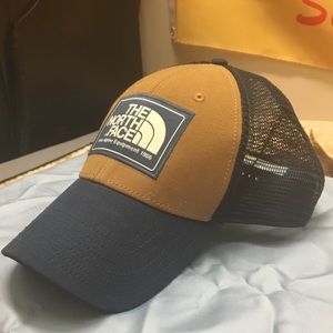 TheNorthFace adjustable hat